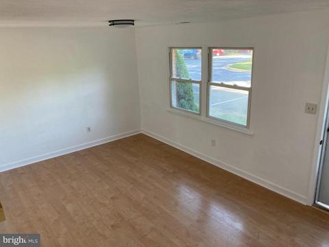 8601 Ashby Ct, Marshall, VA 20115 photo 17