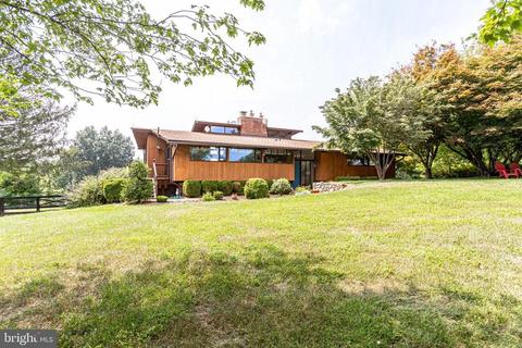 6934 Hilltop Ln, Marshall, VA 20115 photo 3