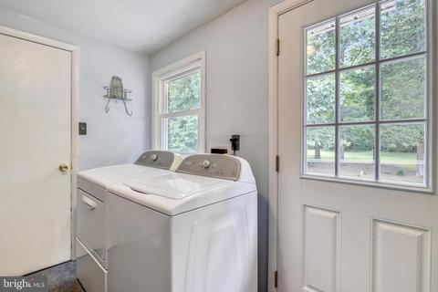 8024 Kettle Run Ct, Catlett, VA 20119 photo 15