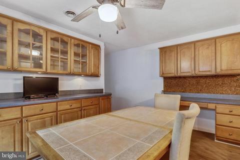 8024 Kettle Run Ct, Catlett, VA 20119 photo 14