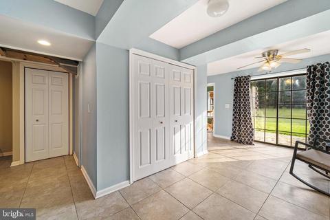 4056 Roberts Cir, Marshall, VA 20115 photo 57