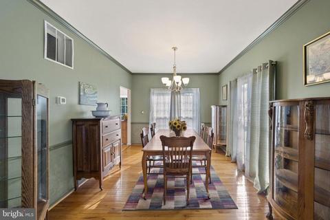 4056 Roberts Cir, Marshall, VA 20115 photo 19