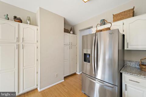 4056 Roberts Cir, Marshall, VA 20115 photo 14