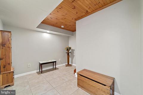 4056 Roberts Cir, Marshall, VA 20115 photo 54