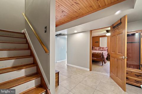 4056 Roberts Cir, Marshall, VA 20115 photo 53