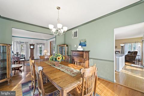 4056 Roberts Cir, Marshall, VA 20115 photo 18