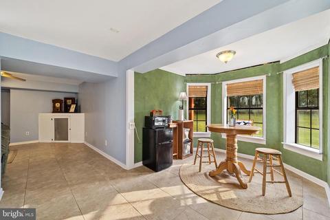 4056 Roberts Cir, Marshall, VA 20115 photo 59