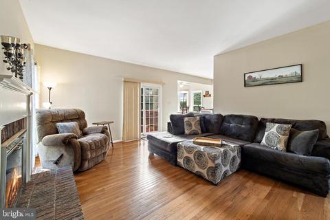 4056 Roberts Cir, Marshall, VA 20115 photo 24