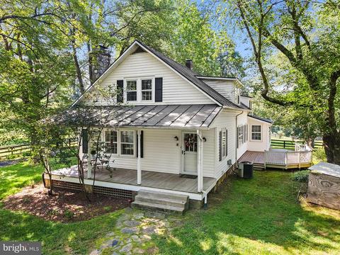 7980 Leeds Manor Rd, Marshall, VA 20115 photo 2