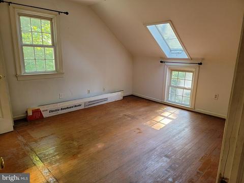 9480 Foxhunt Ln, Marshall, VA 20115 photo 4