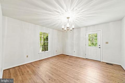 10181 Wesley Chapel Rd, Marshall, VA 20115 photo 9
