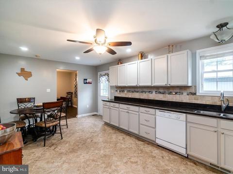 14383 Curtis Rd, Sumerduck, VA 22742 photo 9