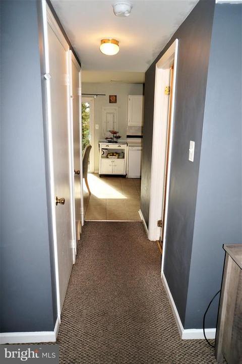 8611 Colston Ct, Marshall, VA 20115 photo 9