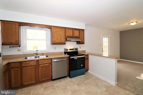 13553 Silver Hill Rd, Sumerduck, VA 22742 photo 11