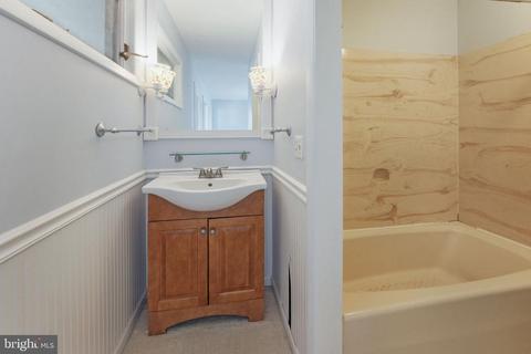 4539 Lakeside Ct, Marshall, VA 20115 photo 17