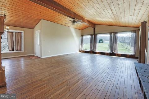 4539 Lakeside Ct, Marshall, VA 20115 photo 8