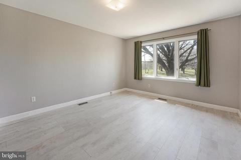4539 Lakeside Ct, Marshall, VA 20115 photo 18
