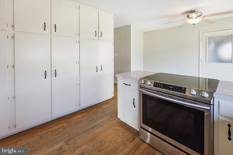 4539 Lakeside Ct, Marshall, VA 20115 photo 14