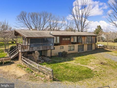 4539 Lakeside Ct, Marshall, VA 20115 photo 4