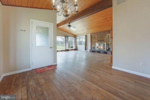 4539 Lakeside Ct, Marshall, VA 20115 photo 10