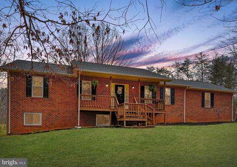 4292 Sumerduck Rd, Sumerduck, VA 22742 photo 1