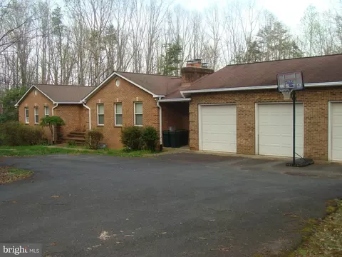 13667 Silver Hill Rd, Sumerduck, VA 22742 photo 5