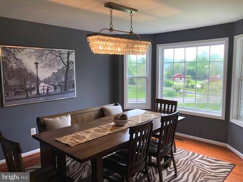 8094 Leeds Manor Rd, Marshall, VA 20115 photo 12