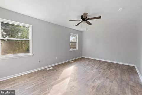 8615 Colston Ct, Marshall, VA 20115 photo 9