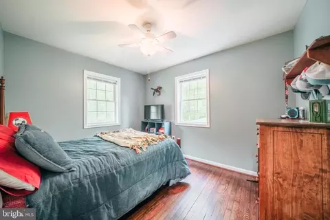 5216 Sumerduck Rd, Sumerduck, VA 22742 photo 16