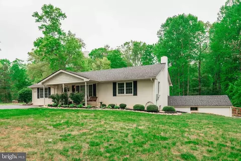 5216 Sumerduck Rd, Sumerduck, VA 22742 photo 6