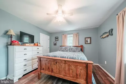 5216 Sumerduck Rd, Sumerduck, VA 22742 photo 13
