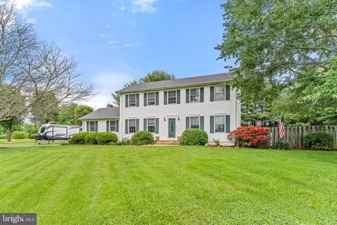 7446 Opal Ct, Warrenton, VA 20186 photo 3