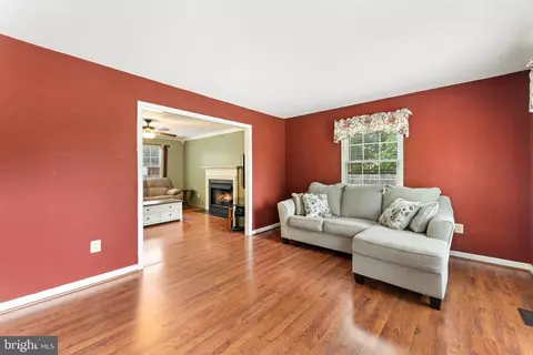 7446 Opal Ct, Warrenton, VA 20186 photo 23
