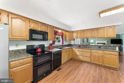 7446 Opal Ct, Warrenton, VA 20186 photo 19