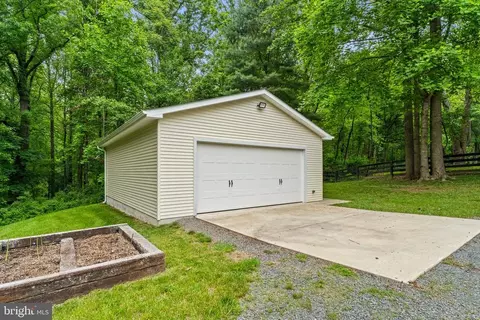 4651 Morgans Bluff Dr, Marshall, VA 20115 photo 55