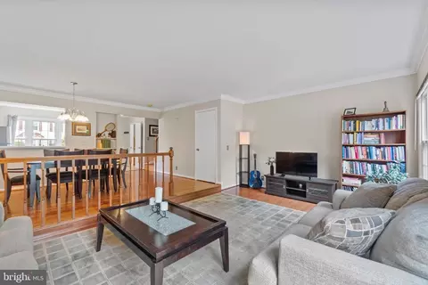 752 Cherry Tree Ln, Warrenton, VA 20186 photo 7