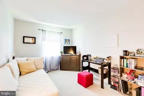 8623 Harrison Ct, Marshall, VA 20115 photo 17