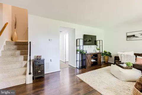 8623 Harrison Ct, Marshall, VA 20115 photo 13