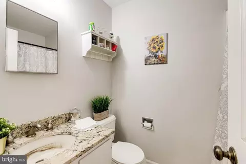 8623 Harrison Ct, Marshall, VA 20115 photo 19