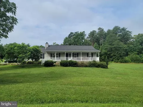 5219 Stewart Rd, Sumerduck, VA 22742 photo 1