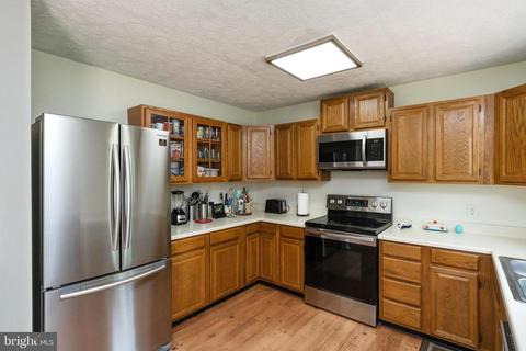 7018 Covingtons Corner Rd, Bealeton, VA 22712 photo 3