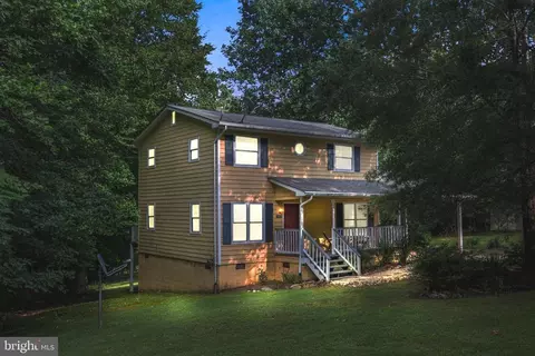 14673 Curtis Rd, Sumerduck, VA 22742 photo 2