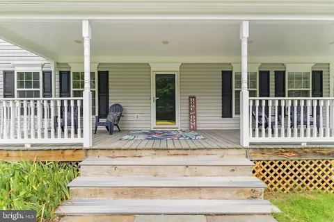 5699 Three Chimneys Dr, Marshall, VA 20115 photo 5