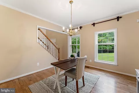 5699 Three Chimneys Dr, Marshall, VA 20115 photo 11