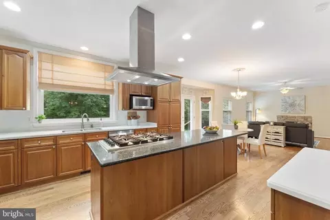 5699 Three Chimneys Dr, Marshall, VA 20115 photo 32
