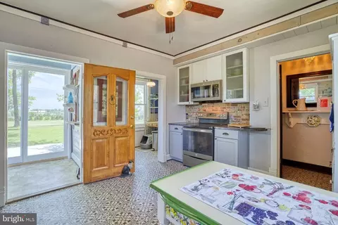8887 Old Dumfries Rd, Catlett, VA 20119 photo 20