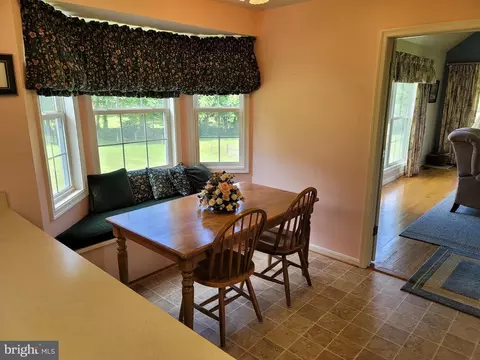 4456 Lakeside Ct, Marshall, VA 20115 photo 7