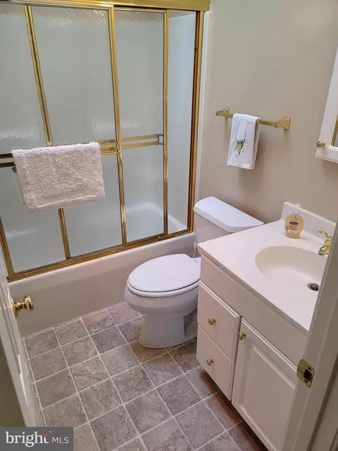 4456 Lakeside Ct, Marshall, VA 20115 photo 30