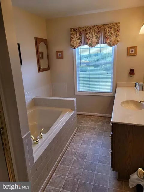 4456 Lakeside Ct, Marshall, VA 20115 photo 26