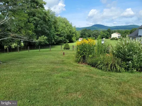 4456 Lakeside Ct, Marshall, VA 20115 photo 39